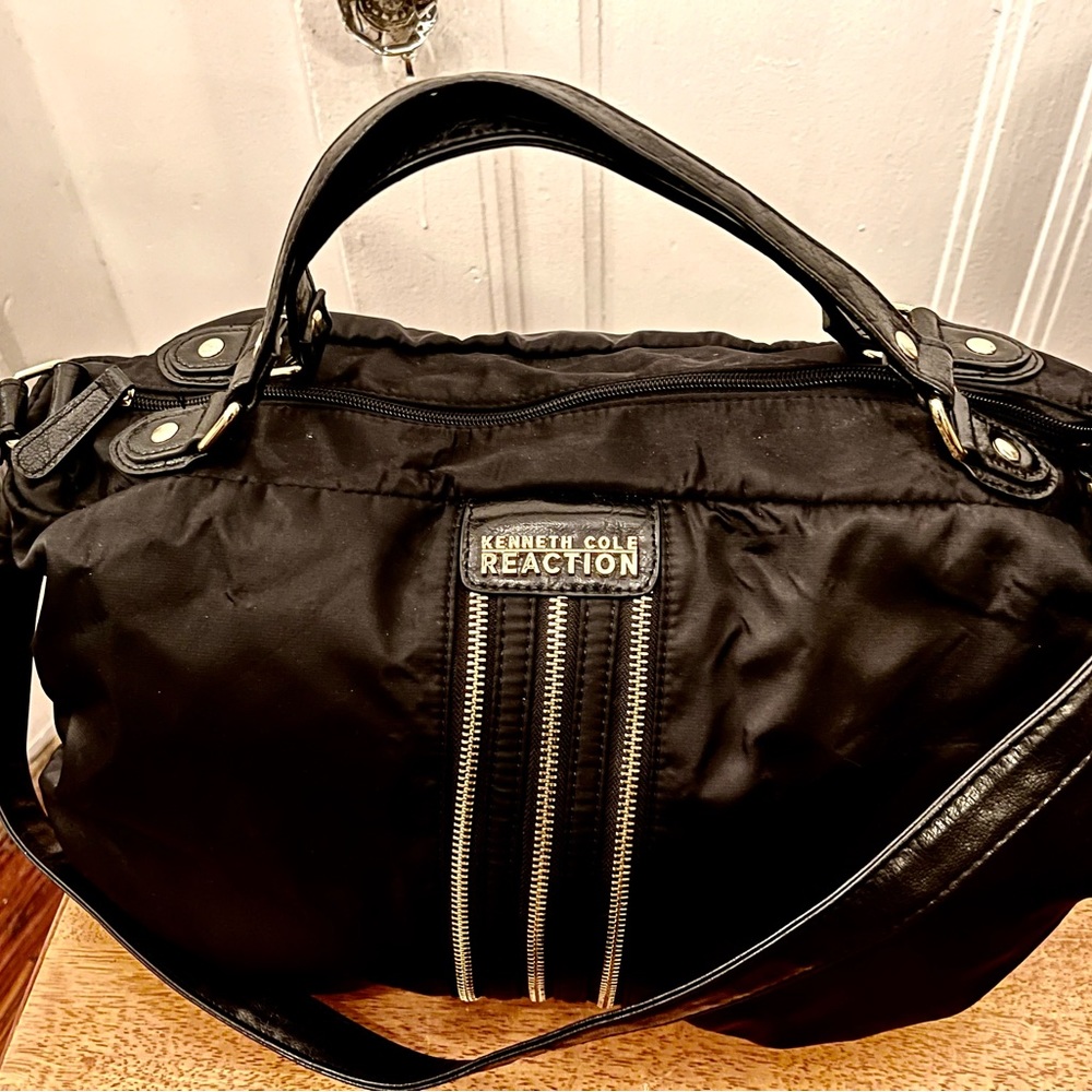 Kenneth Cole shoulder bag- black with gold details